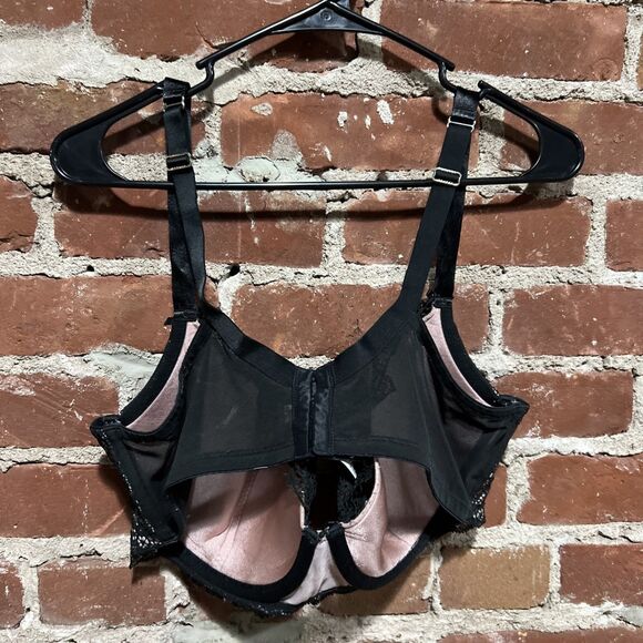 Cacique Bra Lightly Lined French Balconette 40DDD Black Lace Sexy Underwire - Picture 2 of 4